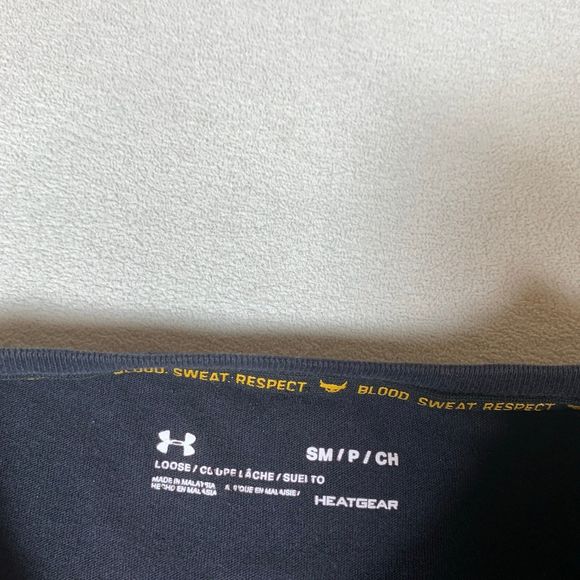 Under Armour Project Rock Womens Focus Solid Loose T-Shirt Sweat Respect Black S - Picture 2 of 5